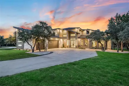 New construction Single-Family house 305 Shady Tree Dr, Georgetown, TX 78633 - image