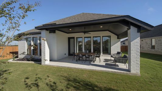 New construction Single-Family house 2212 Prickly Cactus St, Forney, TX 75126 plan 2545W - image 4