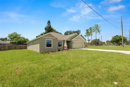 New construction Single-Family house 23 8Th St S, Eagle Lake, FL 33839 - image