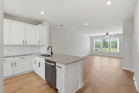 New construction Single-Family house 3001 Seaside Cove Ct, Katy, TX 77493 - image 9