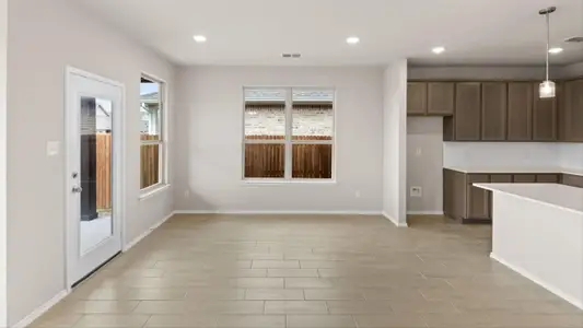 New construction Single-Family house 3162 Duck Heights Ave, Royse City, TX 75189 plan Basswood II - image 13