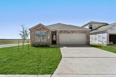 New construction Single-Family house 1344 Cargo Trl, New Braunfels, TX 78130 plan Navarre - image