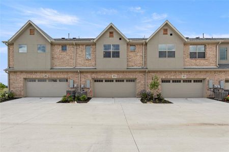 New construction Townhouse house 2878 Edmondson, The Colony, TX 75056 Monterey- photo 11 11