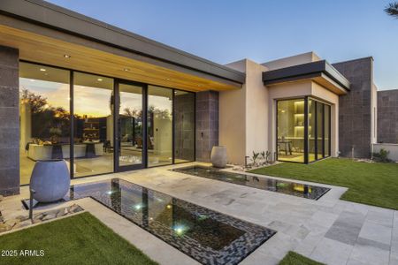 New construction Single-Family house 7001 E Paradise Dr, Scottsdale, AZ 85254 - image