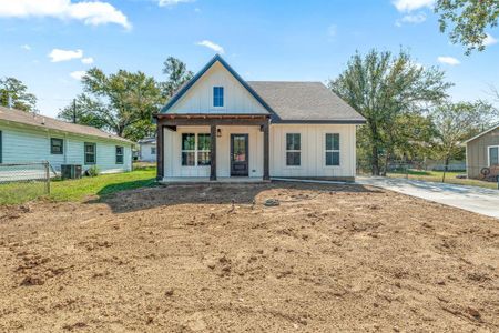 New construction Single-Family house 310 E Clifton St, Stephenville, TX 76401 - image