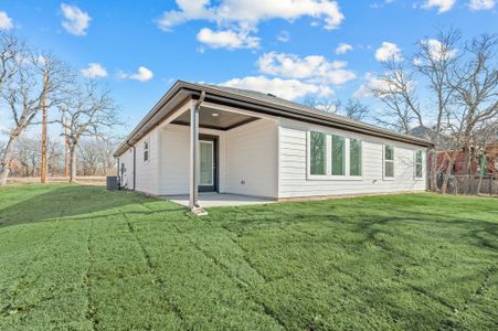 New construction Single-Family house 217 Shady Oaks Dr, Runaway Bay, TX 76246 plan Travis - image 4