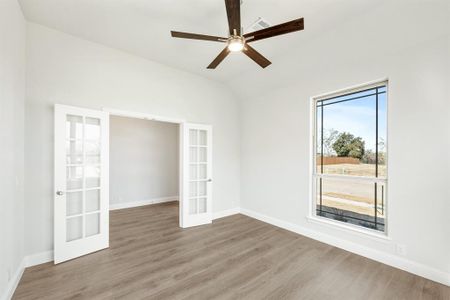 New construction Single-Family house 116 Rosewood Dr, Glenn Heights, TX 75154 Cypress II- photo 10 10