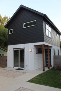 New construction Condo house 5305 Ledesma Rd, Unit 4, Austin, TX 78721 - image