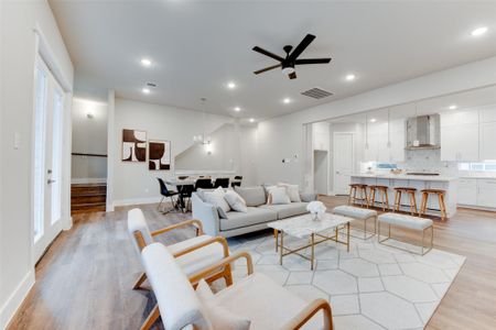 New construction Single-Family house 1424 W 34th 1/2 St, Houston, TX 77018 plan Claire - image 6