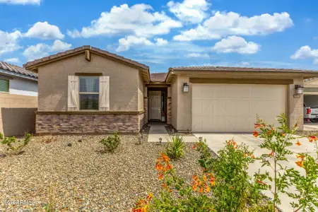 New construction Single-Family house 25991 N 160Th Ln, Surprise, AZ 85387 plan Lark - image