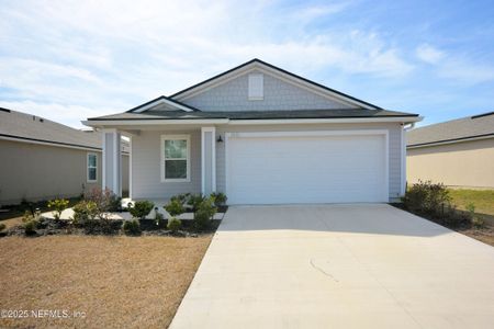 New construction Single-Family house 2415 Falling Star Ln, Green Cove Springs, FL 32043 - photo 0