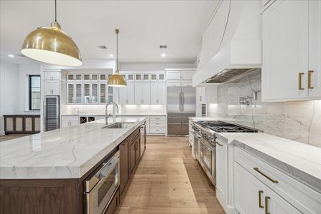 New construction Single-Family house 4547 Shetland Ln, Houston, TX 77027 - image 14