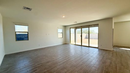 New construction Single-Family house 47167 W Pecan Woods, Maricopa, AZ 85139 plan Diamond - image 16