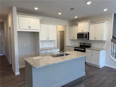 New construction Townhouse house 5139 Longview Run, Decatur, GA 30035 plan The Burton - image 3