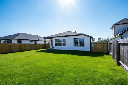 New construction Single-Family house 10391 Woodhill Spa Ln, Cleveland, TX 77327 - image