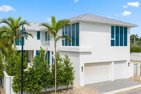 New construction Single-Family house 320 Grove Pl, Delray Beach, FL 33444 - image