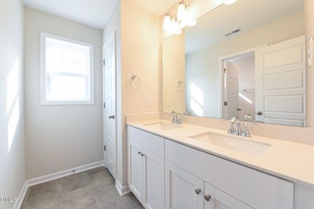 New construction Single-Family house 423 Black Duck Ln, Unit (Lot 100), Lillington, NC 27546 - image 9