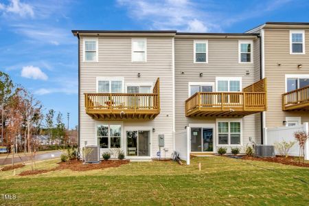 New construction Townhouse house 3010 Freewinds Way, Unit #43, Cary, NC 27519 The Hadleigh- photo 57 57