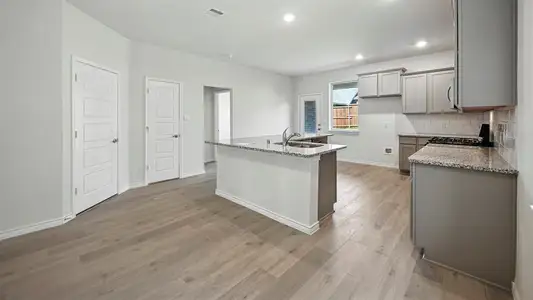 New construction Single-Family house 2108 Crockett Wy, Anna, TX 75409 plan Republic - image