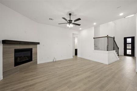 New construction Single-Family house 208 Allegheny Dr, Burleson, TX 76028 208 Allegheny Drive- photo 8 8