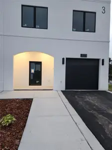 New construction Townhouse house 4374 Cambio Gdns, Tampa, FL 33610 - image 2