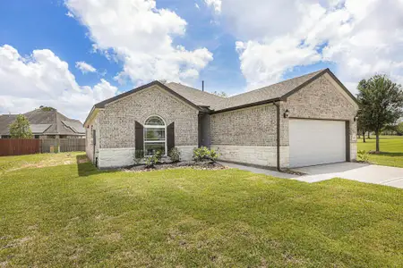 New construction Single-Family house 3739 Crawford St, Bay City, TX 77414 - image