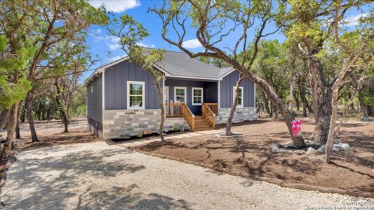 New construction Single-Family house 248 Brushy Creek Trl, Bandera, TX 78003 - image