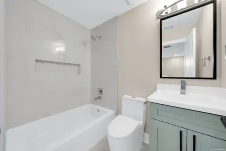 New construction Single-Family house 11710 Vance Jackson Rd, Unit 302, San Antonio, TX 78230 - image