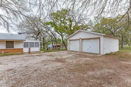 New construction Single-Family house 2553 E Hwy 199, Springtown, TX 76082 - image