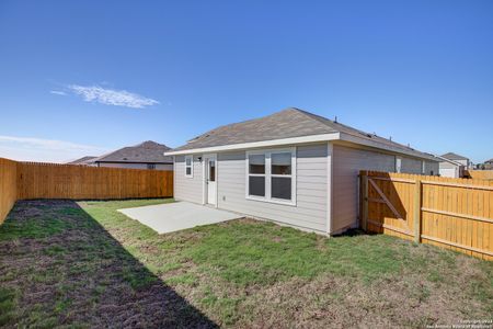 New construction Single-Family house 2553 Solon Ln, Seguin, TX 78155 Tadmor - 1343- photo 16 16