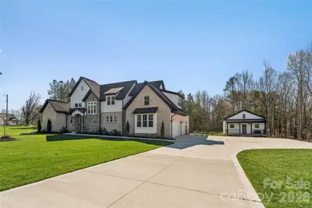 New construction Single-Family house 6615 Farmstead Ln, Concord, NC 28027 - image