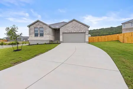 New construction Single-Family house 750 Bobby Lou Ln, Copperas Cove, TX 76522 plan Hendrix - image