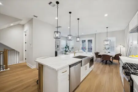 New construction Single-Family house 719 Thornton Rd, Unit A, Houston, TX 77018 - image 5