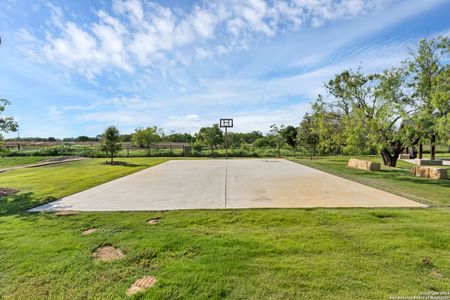 New construction Single-Family house 108 Chinaberry Hill, La Vernia, TX 78121 - photo 24 24