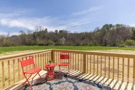 New construction Single-Family house 139 Mullinax Dr, Hendersonville, NC 28792 - image