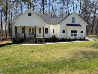 New construction Single-Family house 30 Tamaran Ct, Spring Hope, NC 27882 - image