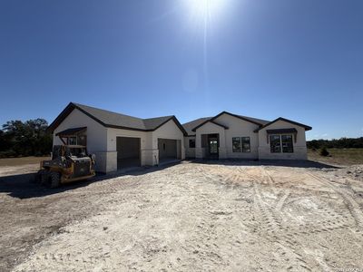New construction Single-Family house 1014 Horseshoe Fls, Bandera, TX 78003 - image 3