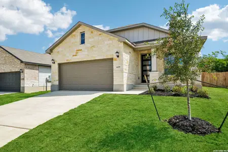 New construction Single-Family house 6435 Prince Howard Blank, San Antonio, TX 78239 - image