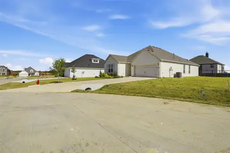 New construction Single-Family house 11708 Blackfoot Ct, Godley, TX 76044 - image