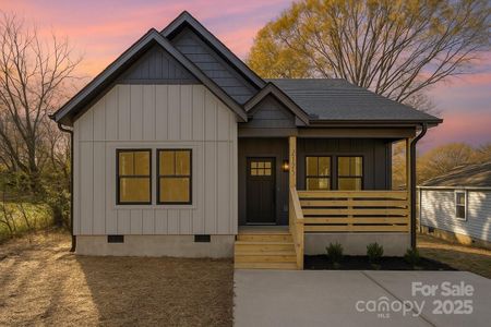 New construction Single-Family house 415 S Boyd St, Gastonia, NC 28052 null- photo 0