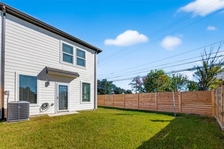 New construction Single-Family house 8668 Easthaven Blvd, Houston, TX 77075 - image 4