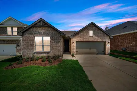 New construction Single-Family house 3513 Columbus St, Gainesville, TX 76240 plan Basswood - image
