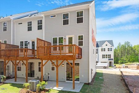 Sherron Road Townes by Greenwood Homes in Durham - image 7