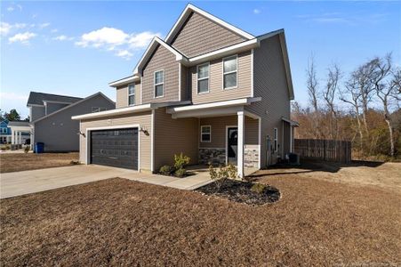 New construction Single-Family house 380 Leach Creek Dr, Raeford, NC 28376 - image