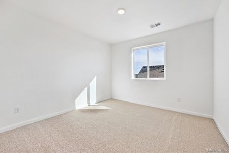 New construction Single-Family house 220 Lark Sparrow Way, Bennett, CO 80102 Moonstone- photo 17 17