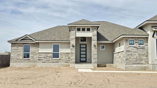 New construction Single-Family house 105 Oakmont Ln, La Vernia, TX 78121 - image