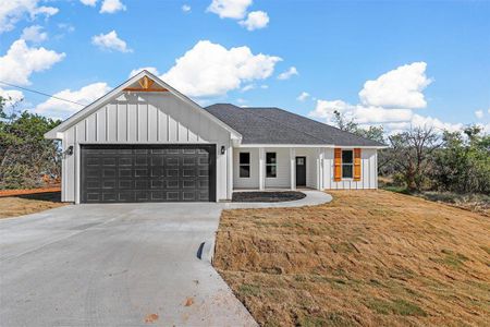 New construction Single-Family house 3601 Durango Trail, Granbury, TX 76048 - photo 0