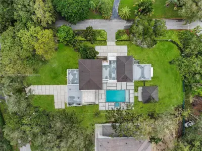 New construction Single-Family house 14020 Old Cutler Rd, Palmetto Bay, FL 33158 - image