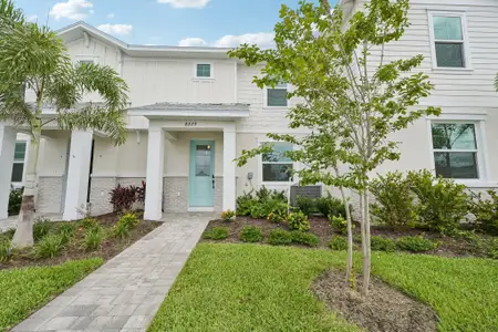 New construction Townhouse house 8229 Seaflower Pkwy, Bradenton, FL 34210 plan Carmel - Townhomes - image