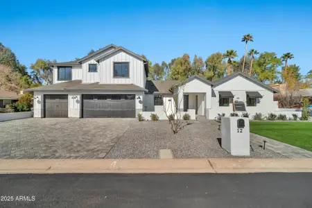 New construction Single-Family house 12 E Northview Ave, Phoenix, AZ 85020 null- photo 0